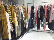 精品女装店高性价比的选择 服装服饰批发指南